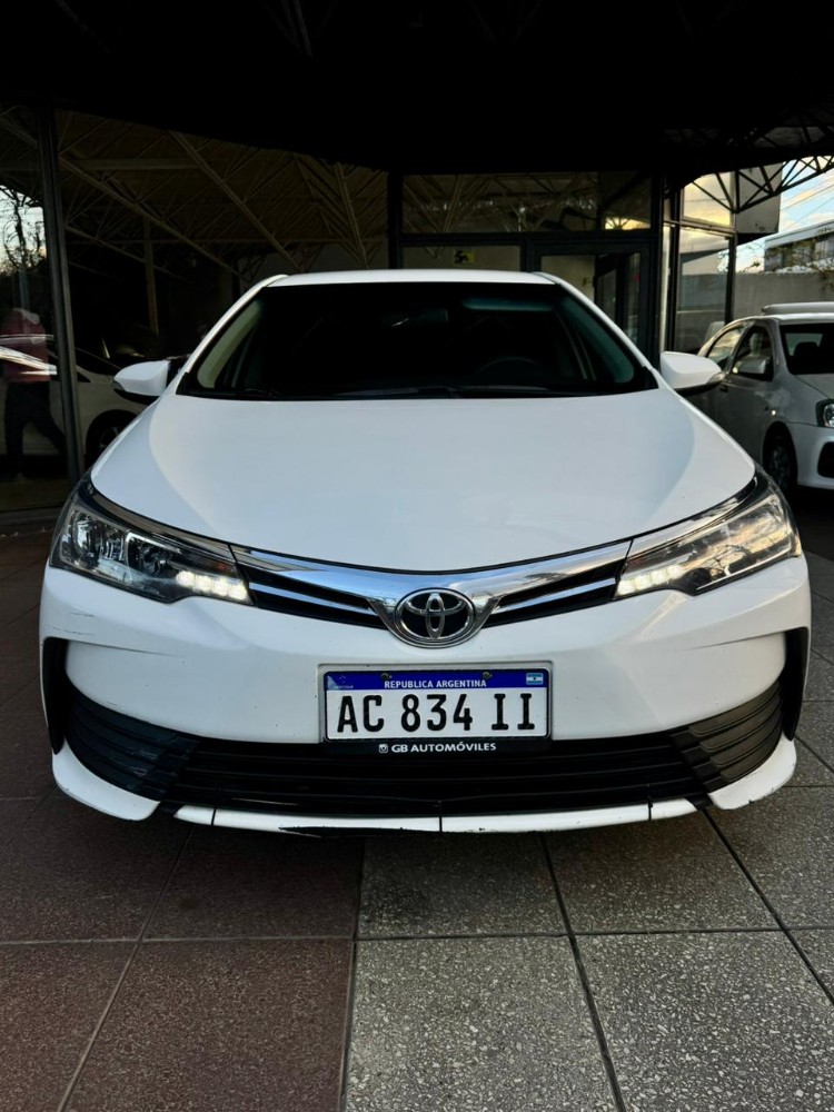 Toyota Corolla XLi CVT — foto 2
